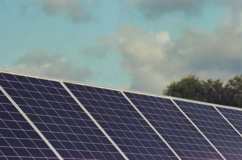 10 Mistakes First-Time Solar Buyers Make in Pakistan