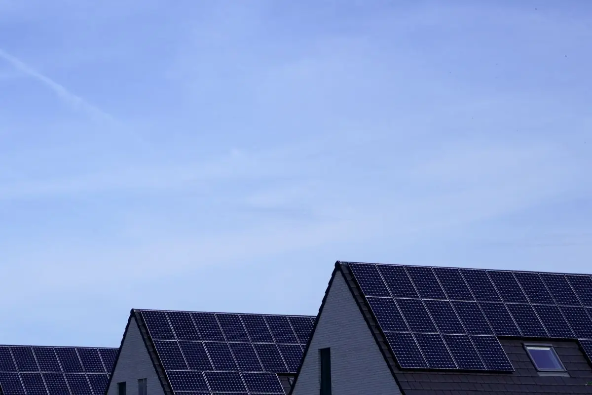 Solar panels installed on residential roofs - solar earthing